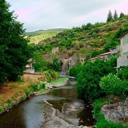 La Maison Du Voyageur Les Ilhes Екстер'єр фото